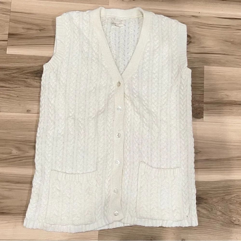 Vintage Ivory Cable Knit Vest Women’s Medium
